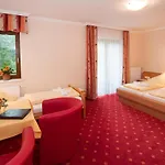 Hotell Landhof Simeter Gmbh