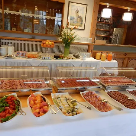 Hotel Landhof Simeter Gmbh 3*