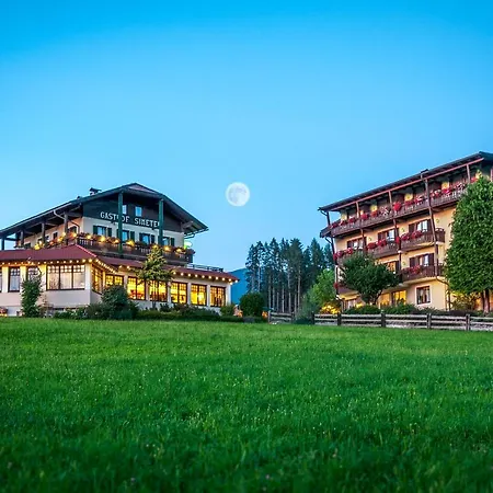 Landhof Simeter Gmbh Hotel 3*